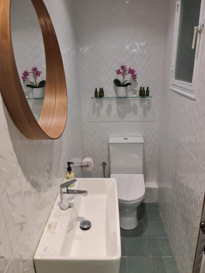 Crown Syntagma Apartment Atény Exteriér fotografie